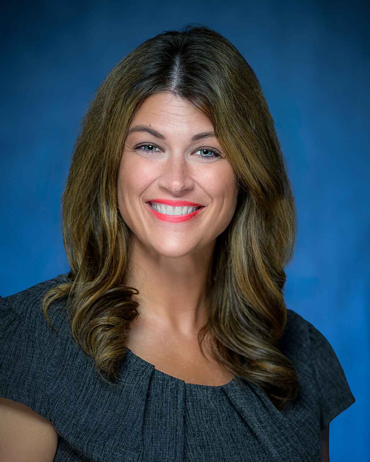shannon head shot 1