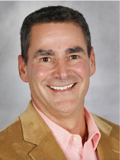 Alexis Ortiz Headshot