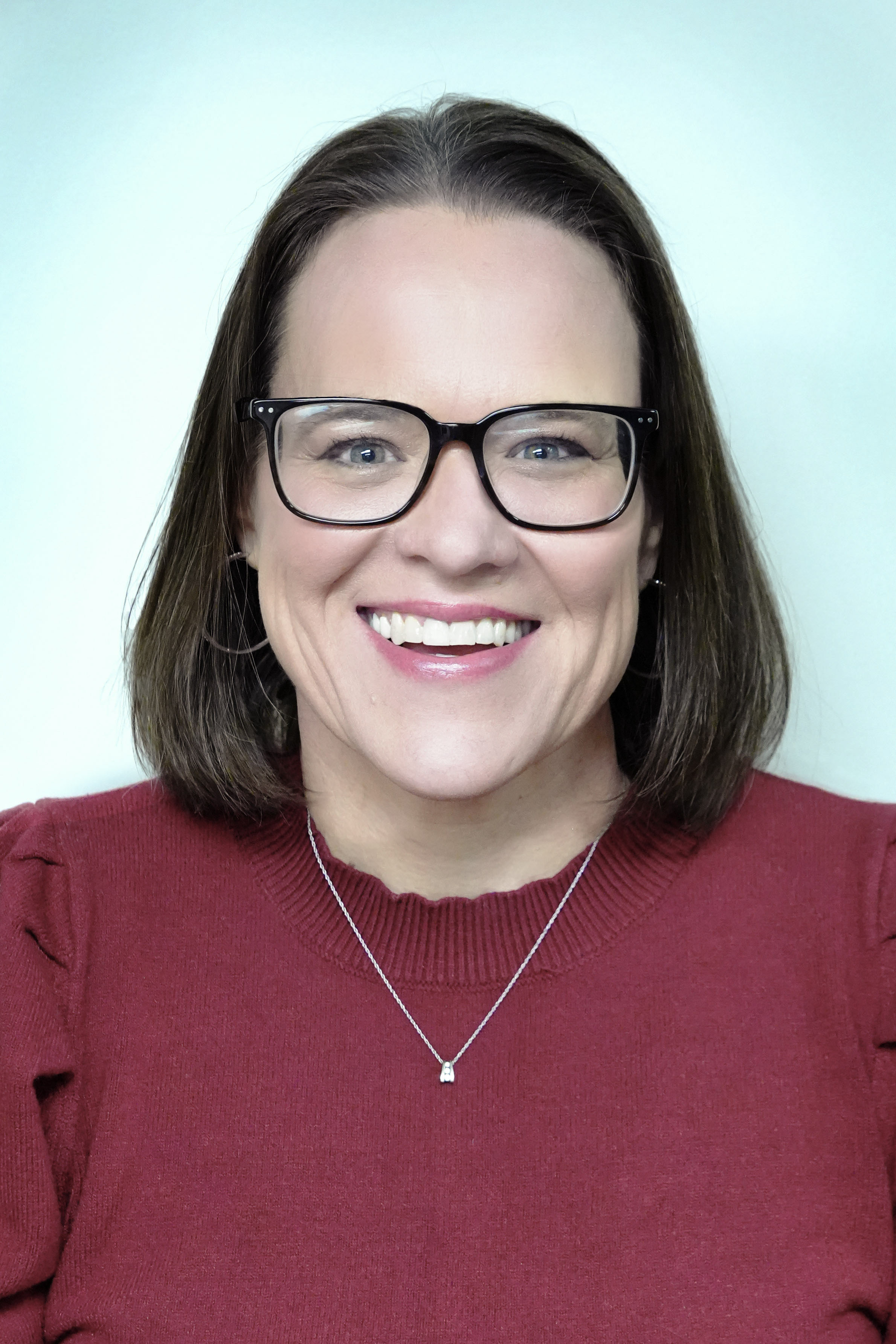 Dr. Amanda Schuster pic final